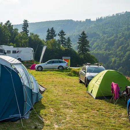 Zwalisko Camper Park - We Własnym Namiocie Szczyrk